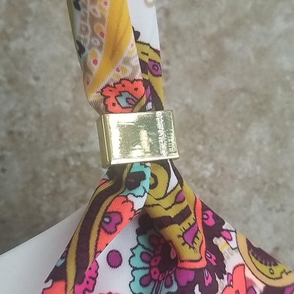 Victoria Secret swim, bikini top - Picture 3 of 3